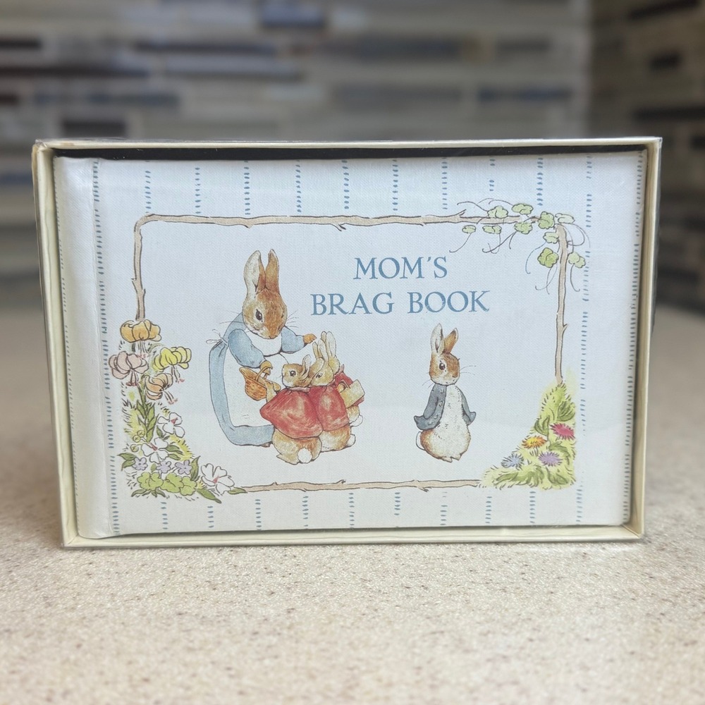 NEW VTG Beatrix Potter Peter Rabbit Mom's Brag Book Photo Album CR Gibson 1990